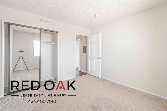 Building Photo - 16606 Dalton Ave