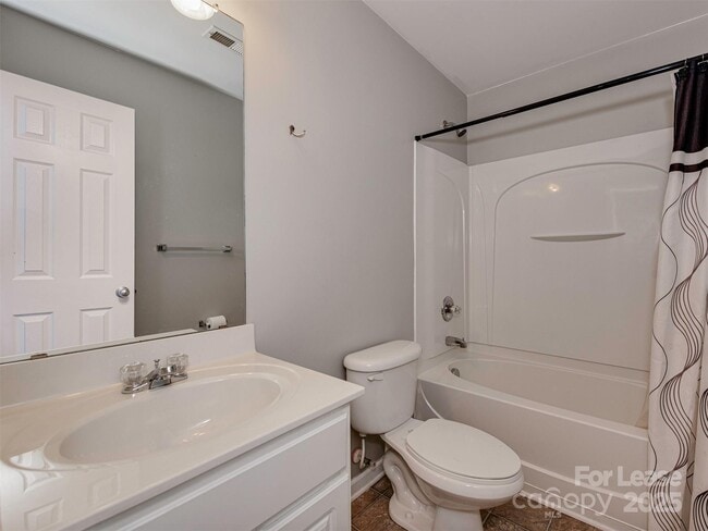 Building Photo - 5607 Fulton Ridge Dr