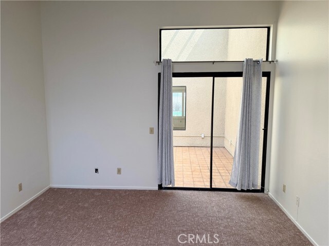 Building Photo - 8933 Modesto Cir