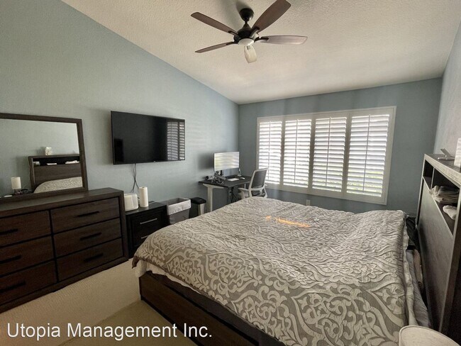 Building Photo - 3 br, 2.5 bath House - 2211 Carob Way