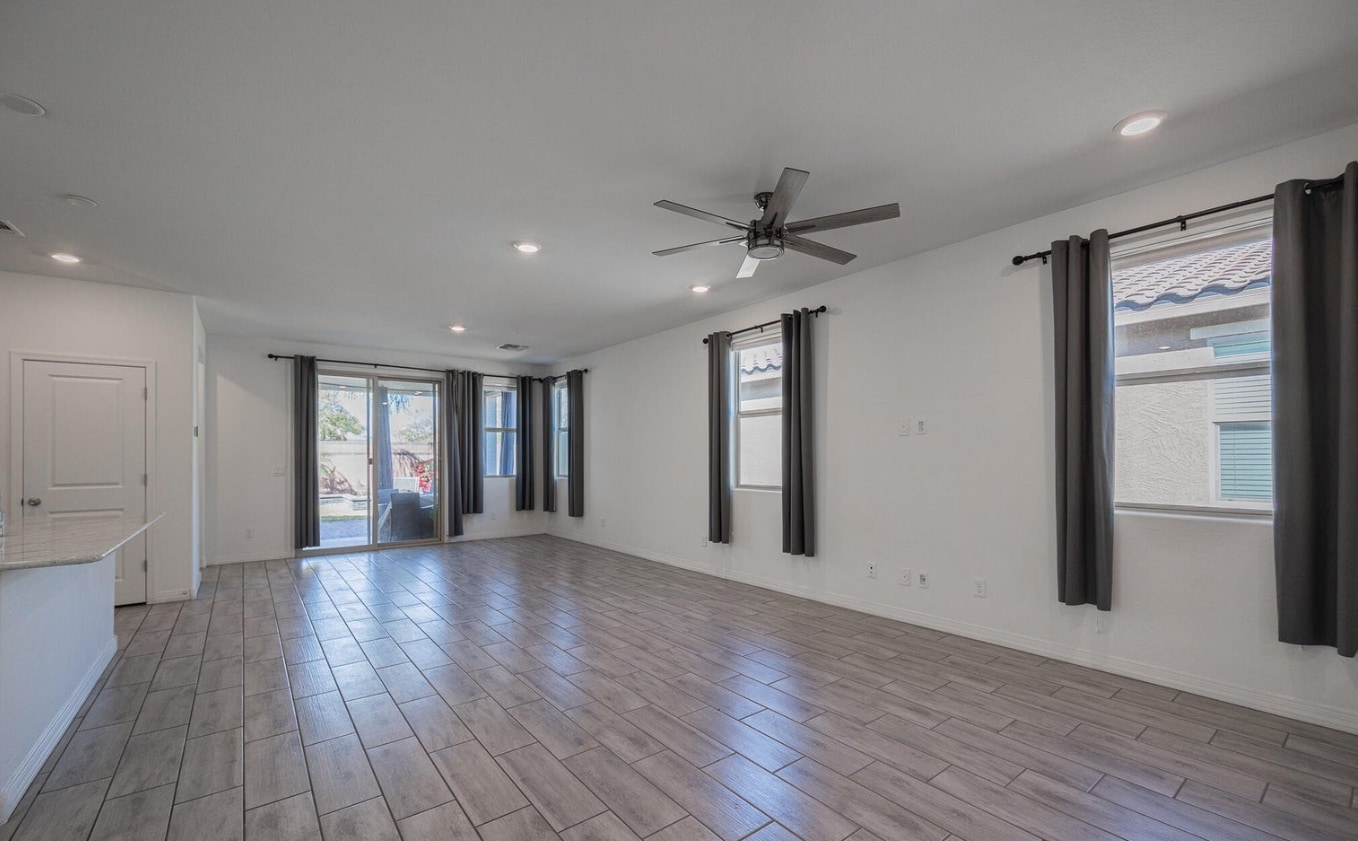Building Photo - 5726 S 30th Gln