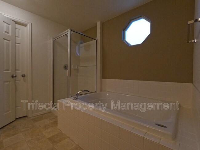 Building Photo - 7420 Matheson Dr