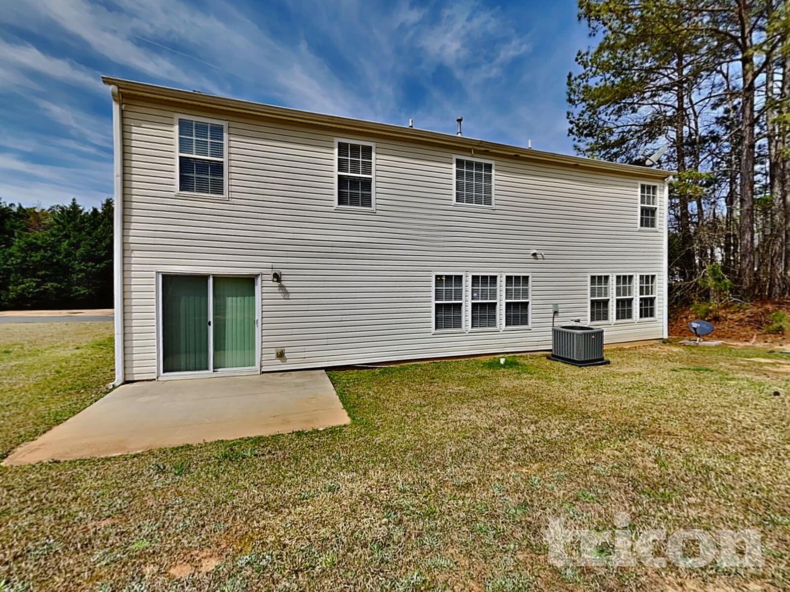 Building Photo - 339 Waterbury Way