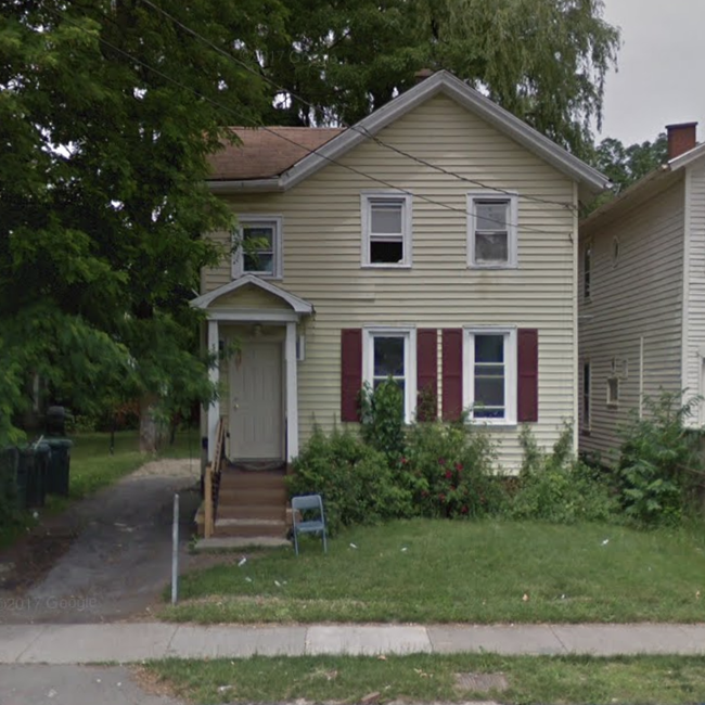 Primary Photo - 331 Portland Ave