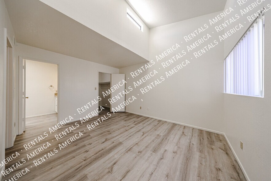 Building Photo - 6480 N 82nd St