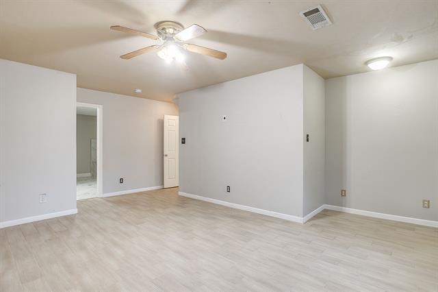 Building Photo - 1633 Trinity View St