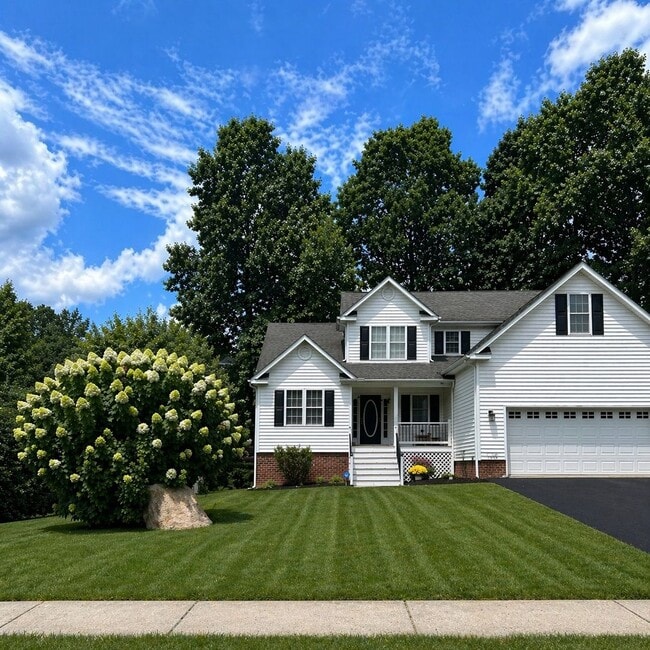 Building Photo - 13012 Foggy Mill Dr