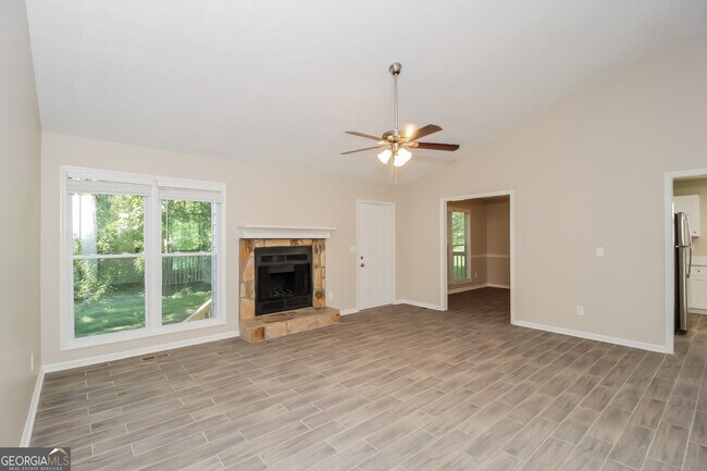 Building Photo - 2685 Springside Ct