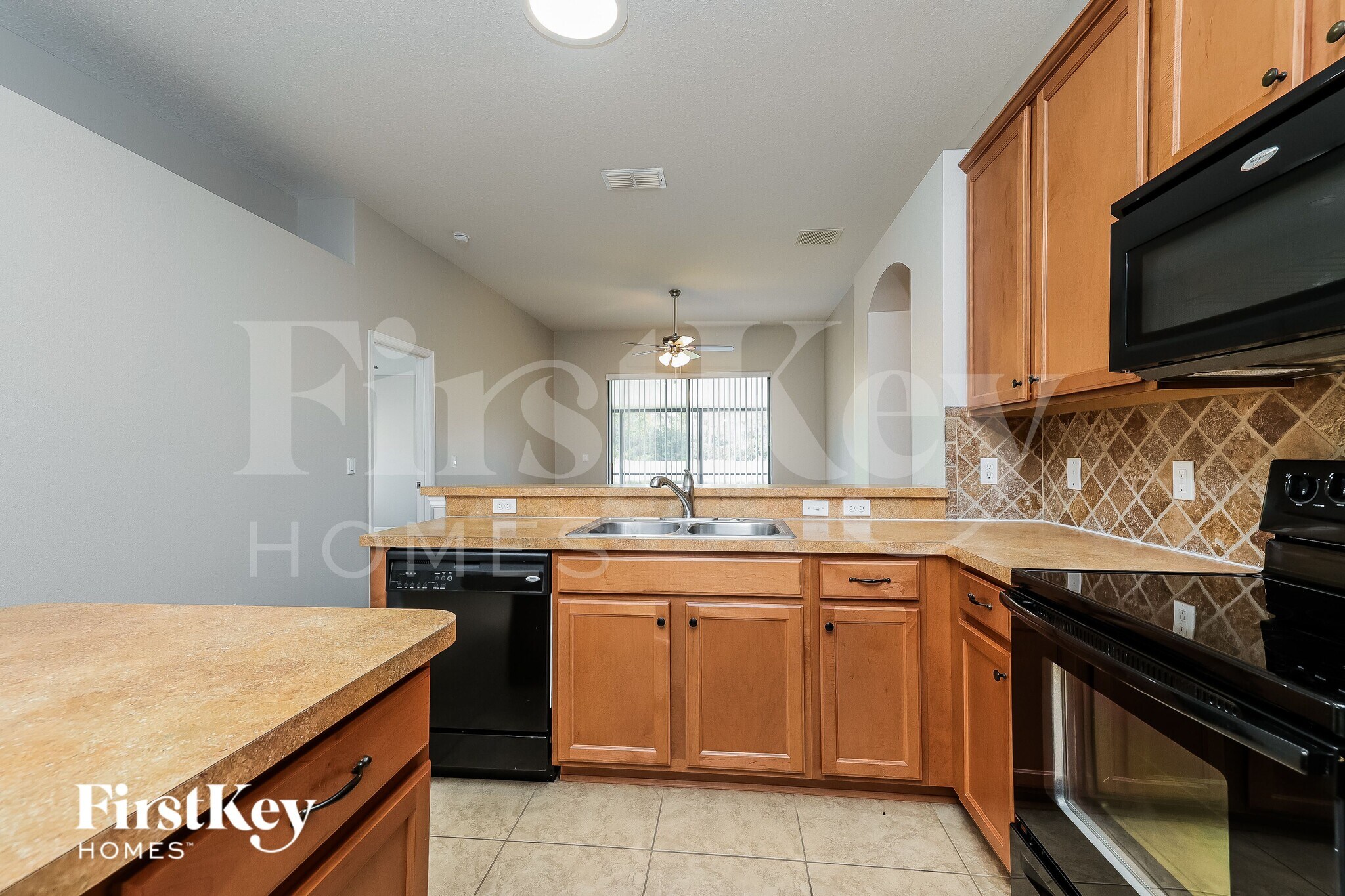 Building Photo - 2708 Eagle Cliff Dr