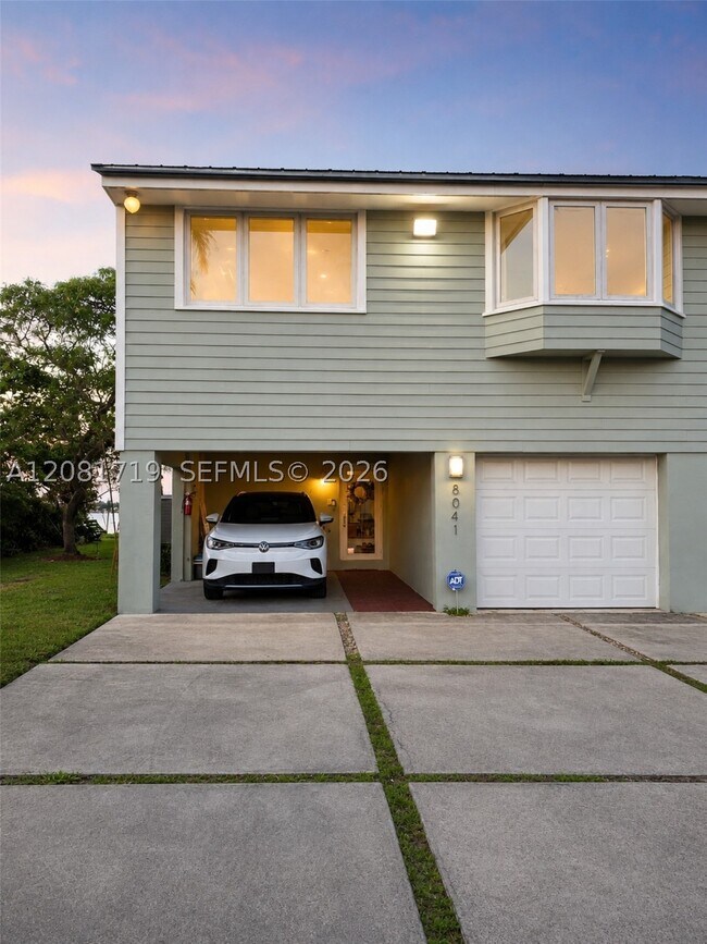 Building Photo - 8041 NE Bayshore Ct