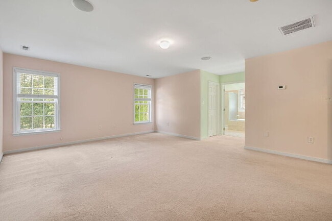 Building Photo - Spacious 5 Bedroom Home in Moseley – $3,800/mo
