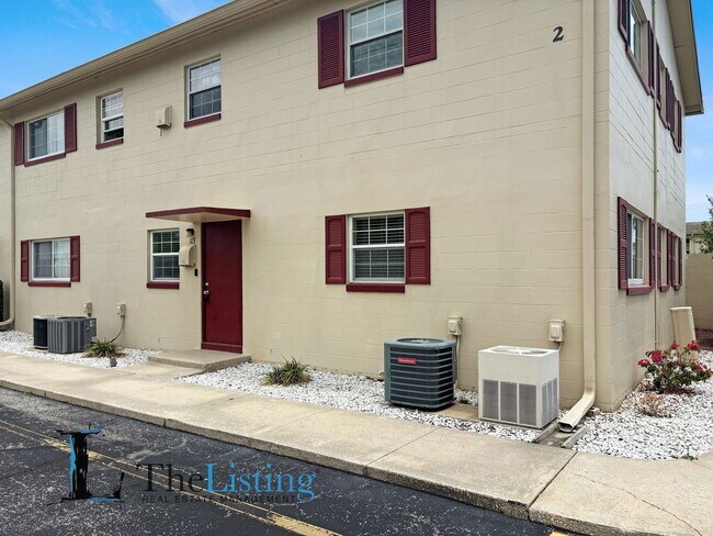 Building Photo - 5505 Hernandes Dr