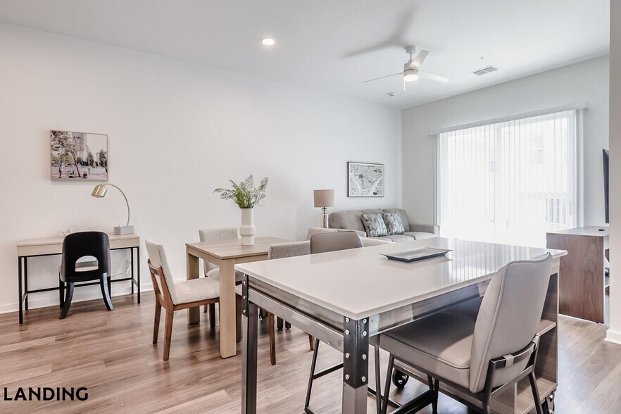 Building Photo - 515 Corso Ln