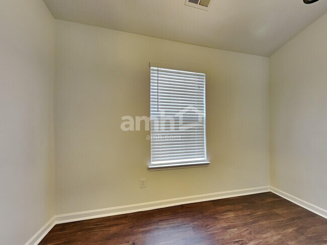 Building Photo - 6014 Pennycross Ln