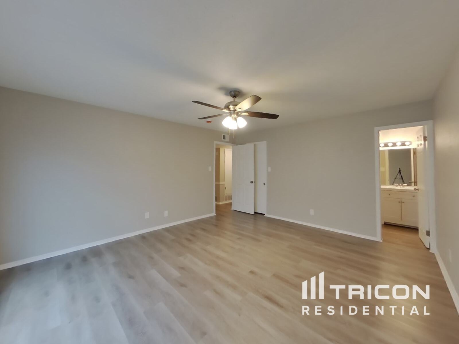 Building Photo - 1507 Carlsbad Dr