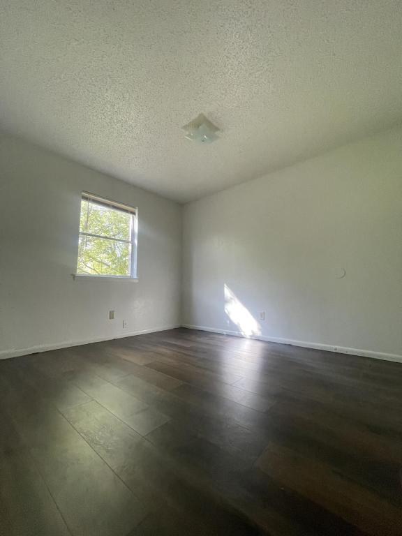 Building Photo - 1208 Urbantke Ct