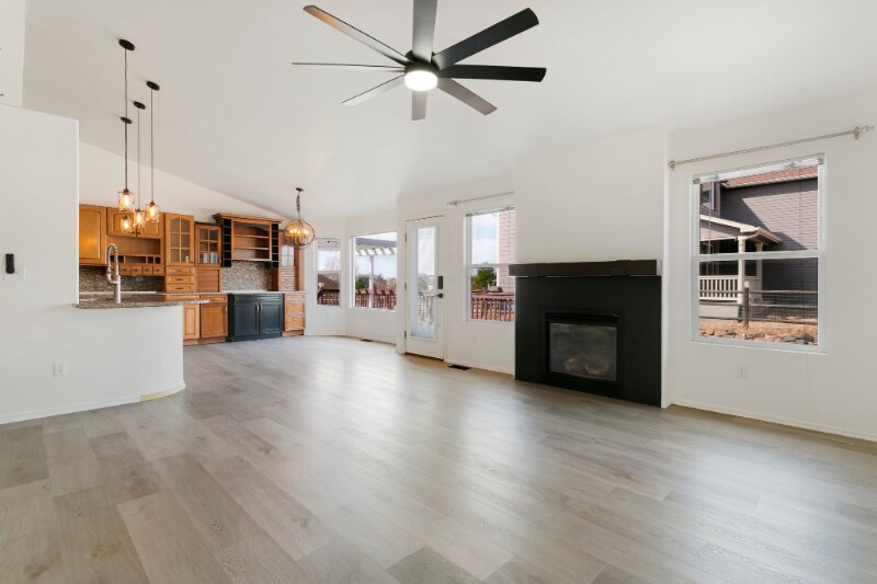 Building Photo - 8946 Oakmont Rd