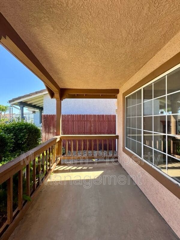 Building Photo - 27081 School Park Dr