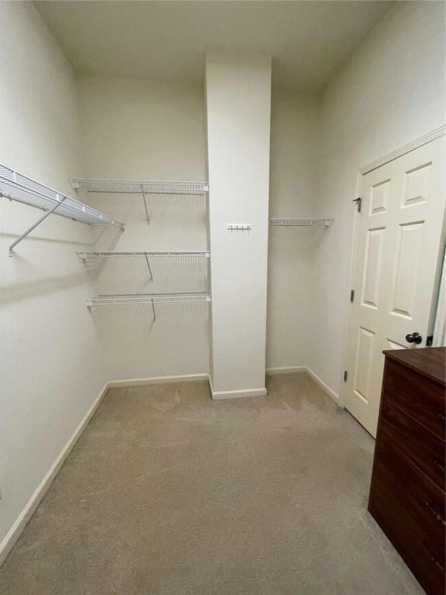 Building Photo - 1378 Greencrest Ct SW