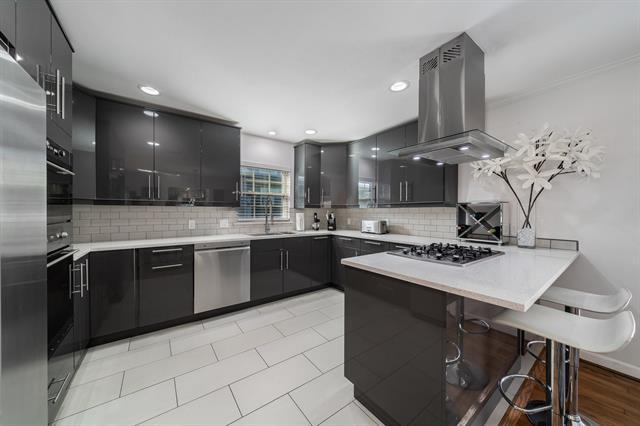 Building Photo - 6455 Sondra Dr