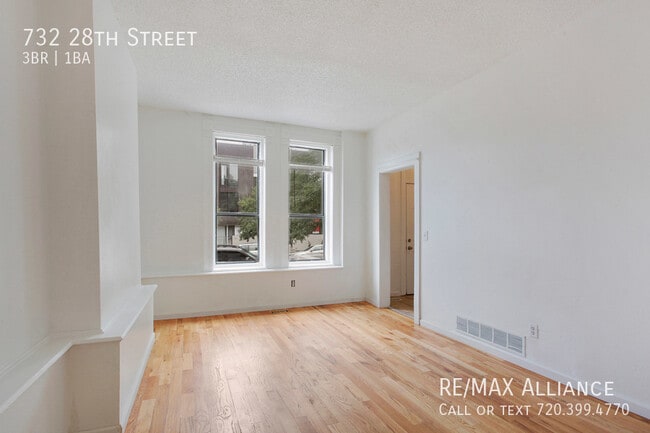 Building Photo - 732 28th St