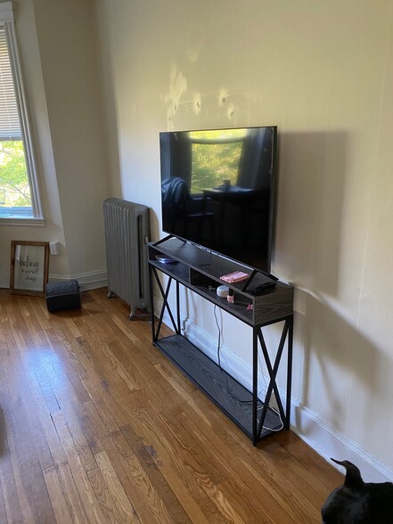 Building Photo - 84 New Whitney St