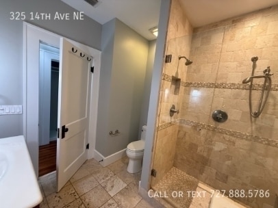 Building Photo - 325 14th Ave NE