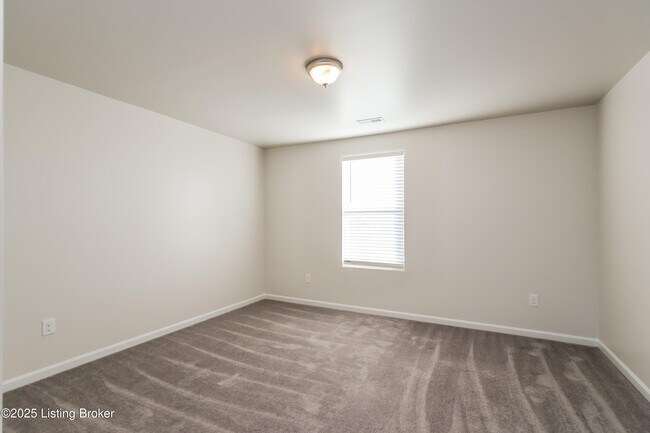 Building Photo - 621 Toll House Ct