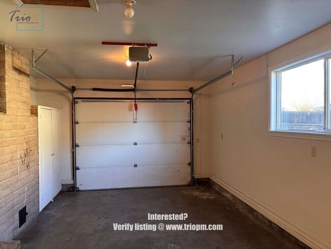 Building Photo - 2659 Canterbury St