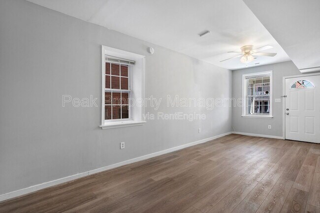 Building Photo - 612 N 32nd St