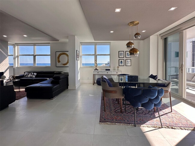 Building Photo - 209 N Fort Lauderdale Beach Blvd