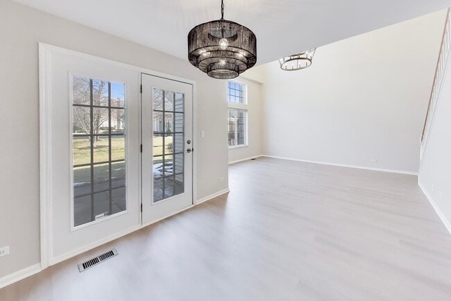 Building Photo - 2073 Cambria Ct