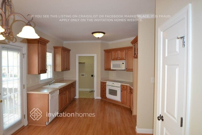 Building Photo - 3000 Telefair Ln