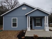 Building Photo - 770 Elgie St