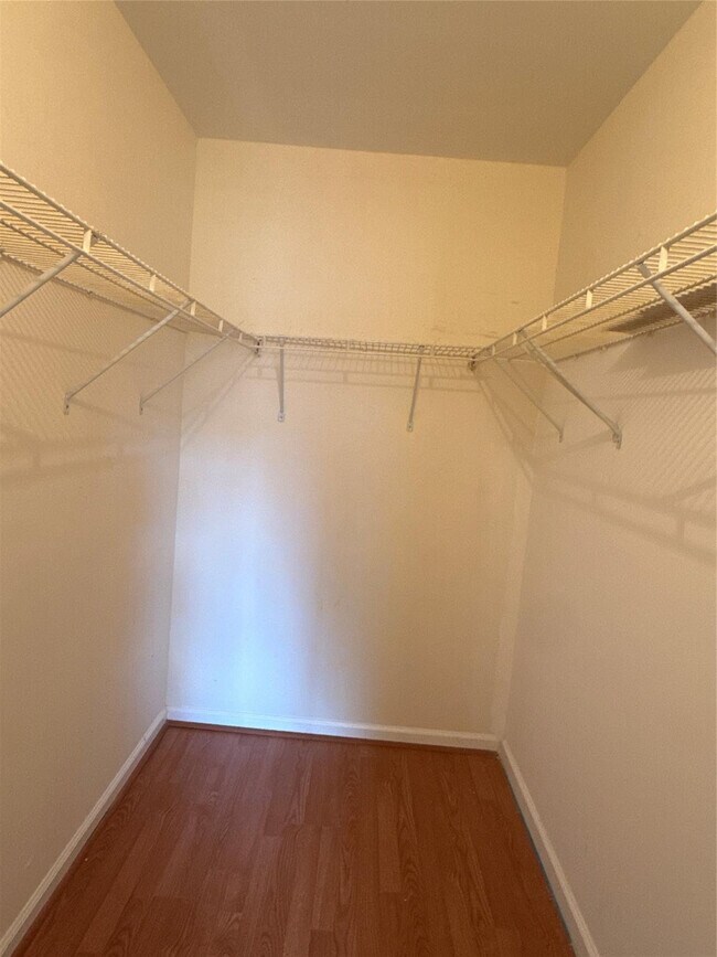 Building Photo - 115 San Remo Blvd