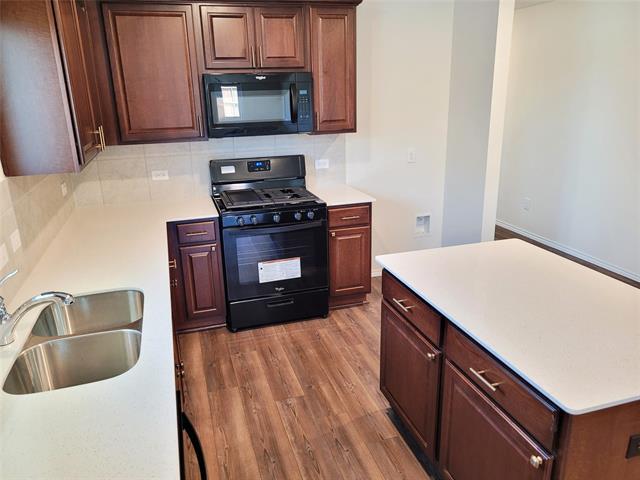 Building Photo - 16029 Pemberly Wy