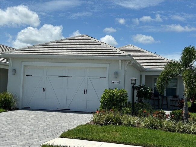 Building Photo - 8165 Sternway Rd