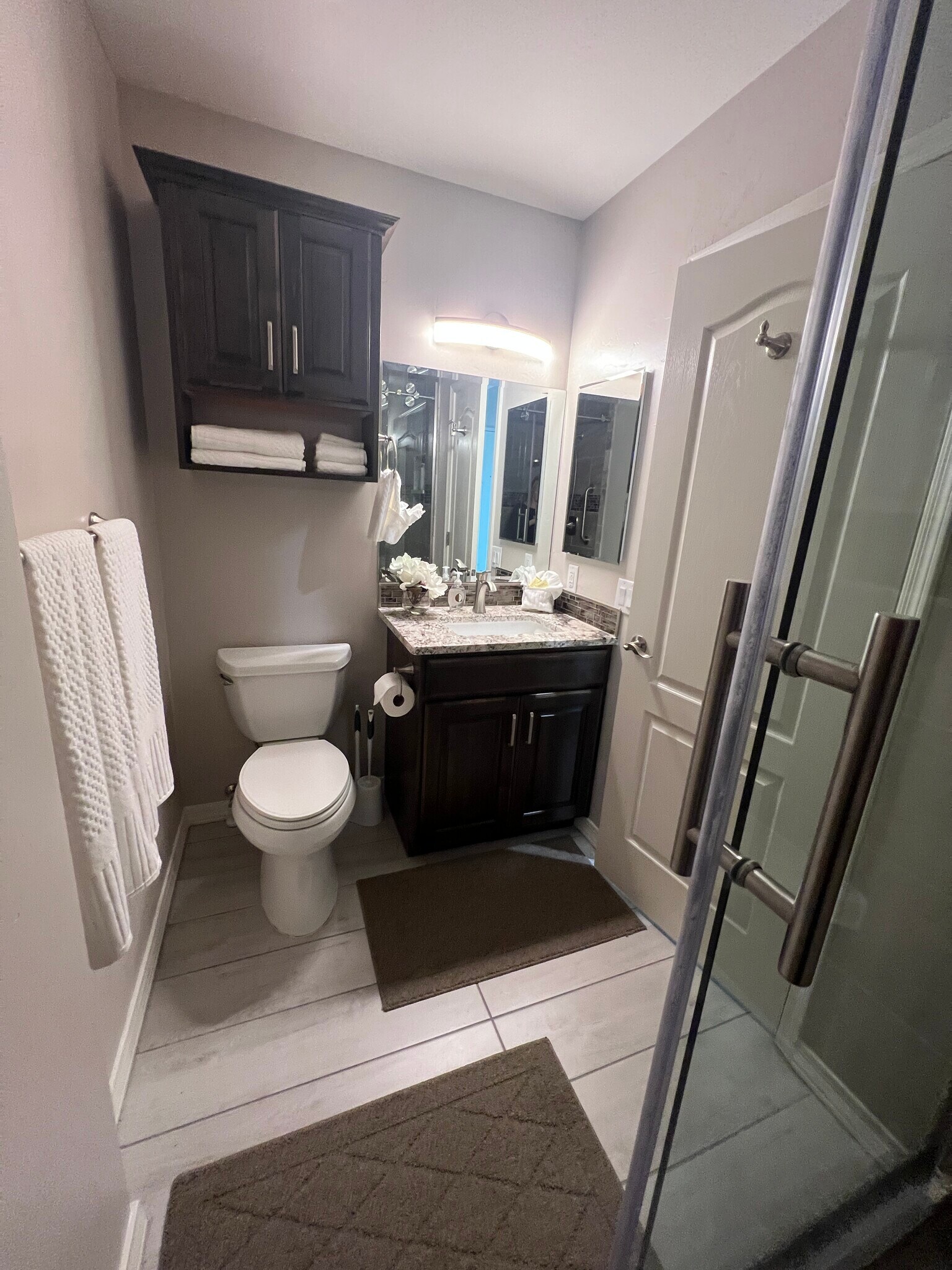 GUEST BATH WALK IN SHOWER - 777 Harrah Way
