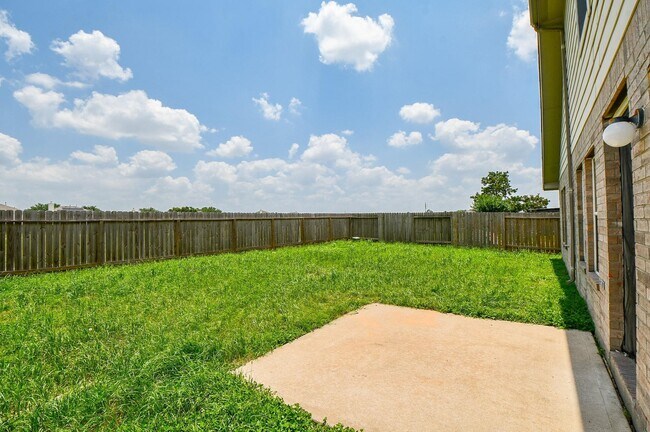 Building Photo - 6626 Barker Bend Ln