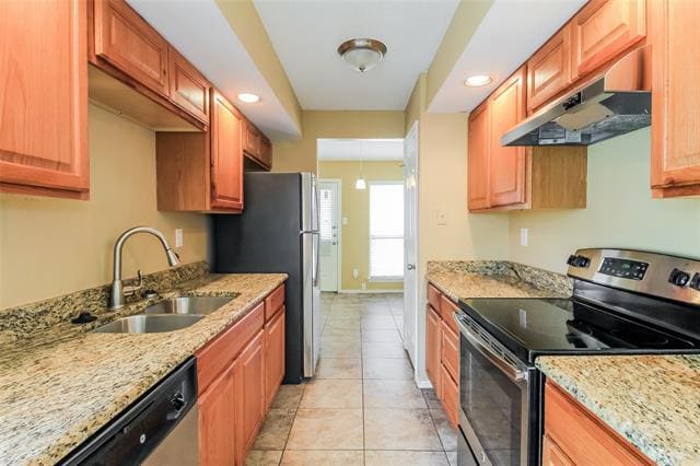 Building Photo - 934 Sanders Dr