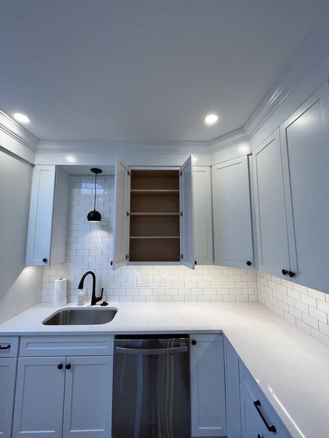 Building Photo - 153 Atlantic Ave