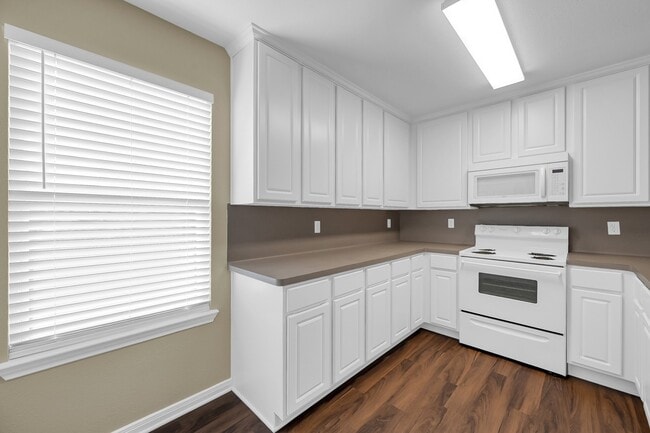 Building Photo - 155 Binnacle Ct