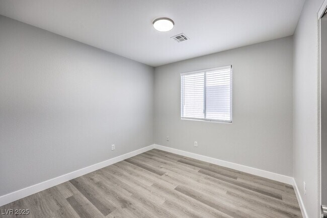 Building Photo - 2919 Cafe Racer Ct