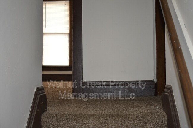 Building Photo - 1309 Middle Ave