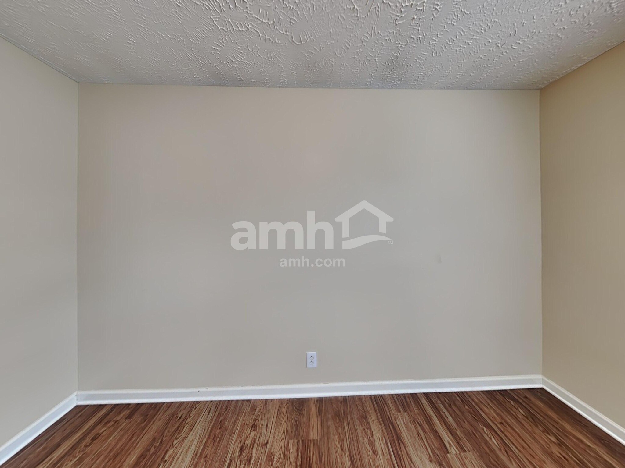 Building Photo - 2617 Westhaven Dr