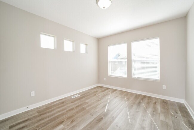 Building Photo - 13079 S Shady Elm Ct