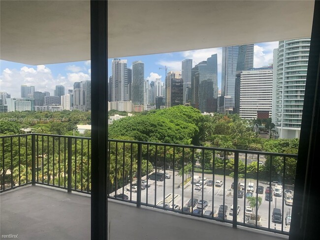 Building Photo - 2 br, 2 bath Condo - 1901 Brickell Ave Apt...