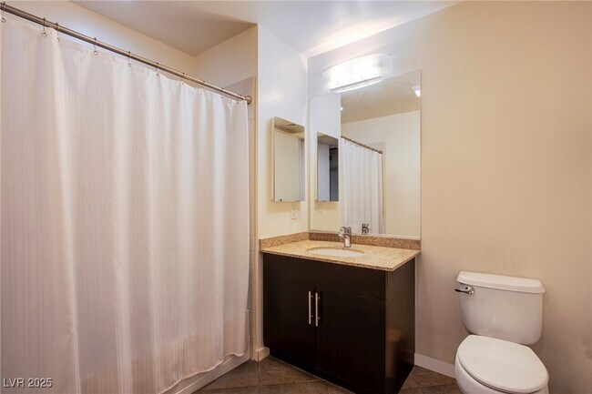 Building Photo - 353 E Bonneville Ave