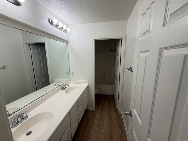 Building Photo - 1276 Bee Balm Rd