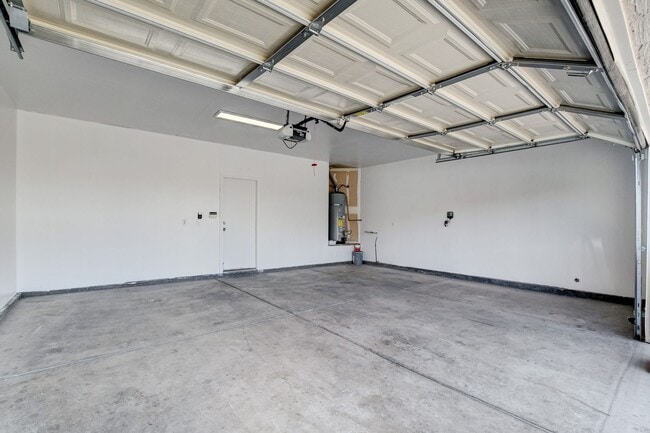 Building Photo - TOPAZ